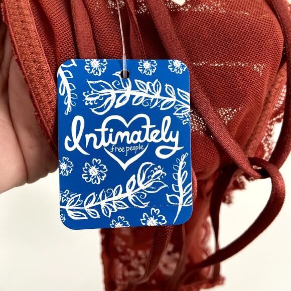 NWT Free People Essential Lace Bandeau Bra Terracotta Strappy Bralette Size XS - Picture 4 of 6